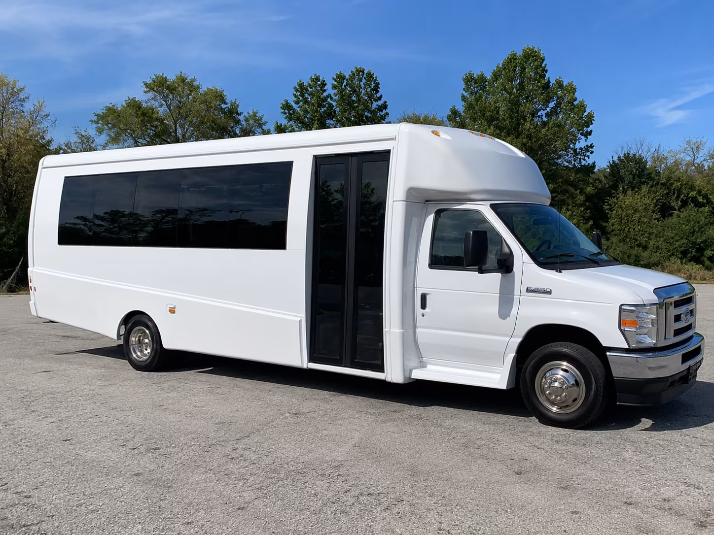 15 Passenger Party Bus Exterior