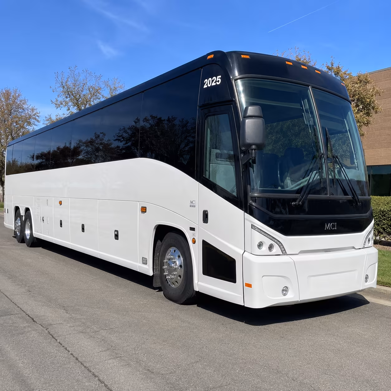 40-56 Passenger Charter Bus Exterior