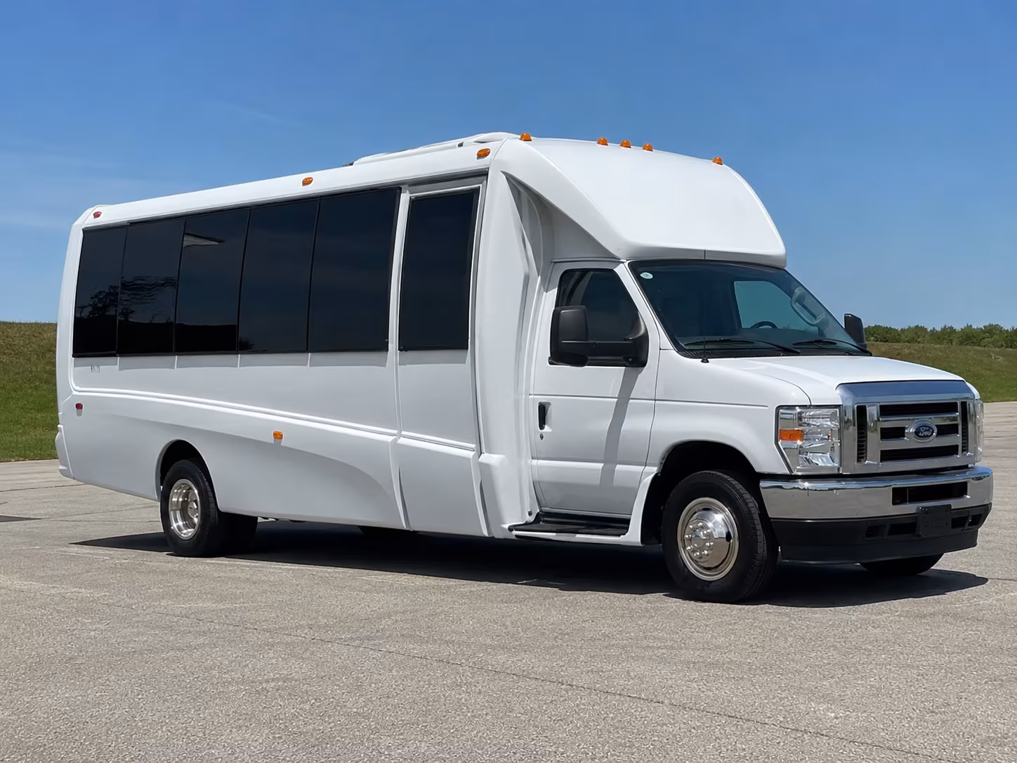 Manchester Winery Tour & Pub Crawl Transportation